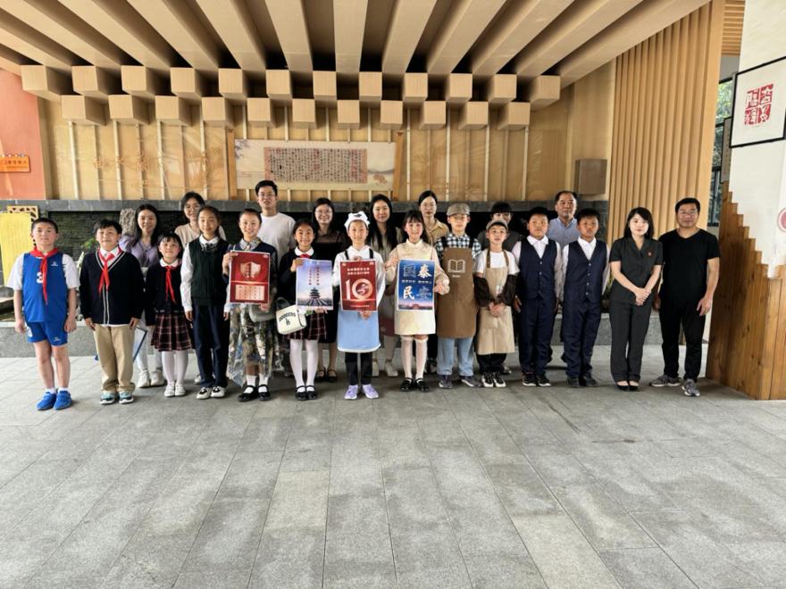 1714445475262160.png image.png